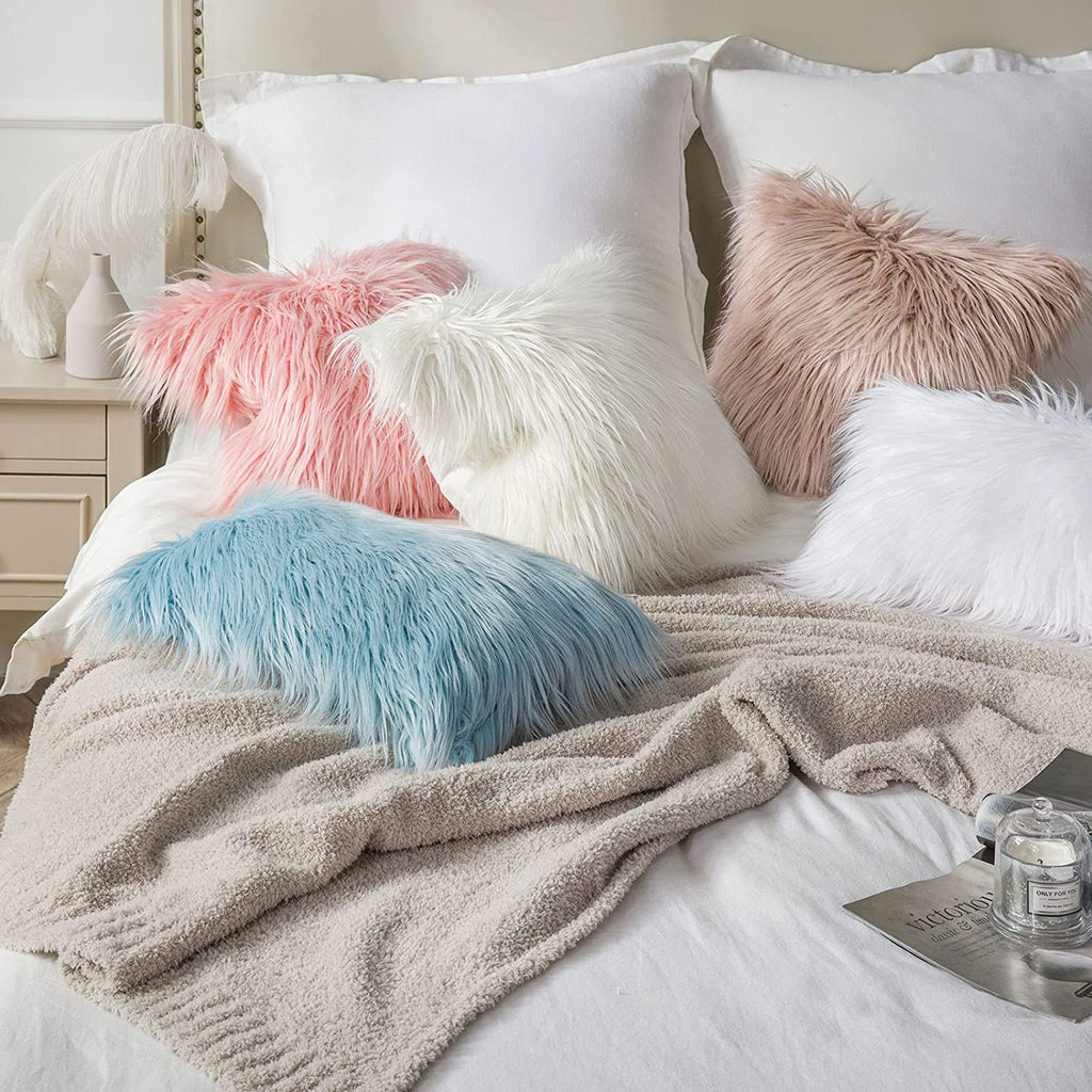Faux Fur Decorative Pillow Cover – Fluffy 18x18", Luxury White for Bedroom & Couch