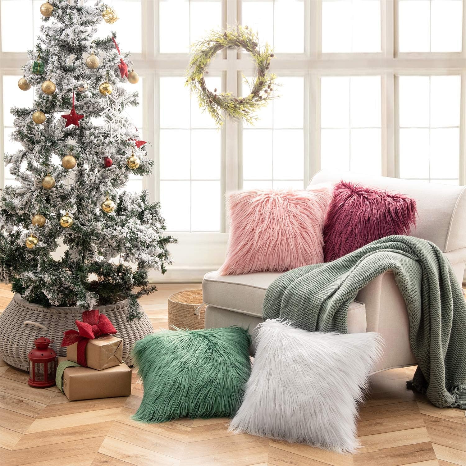 Faux Fur Decorative Pillow Cover – Fluffy 18x18", Luxury White for Bedroom & Couch